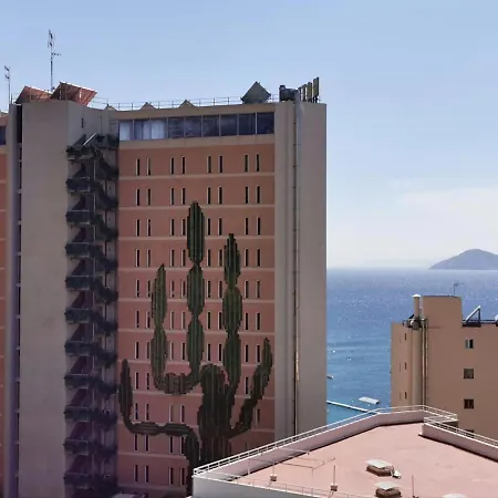 Levante *
